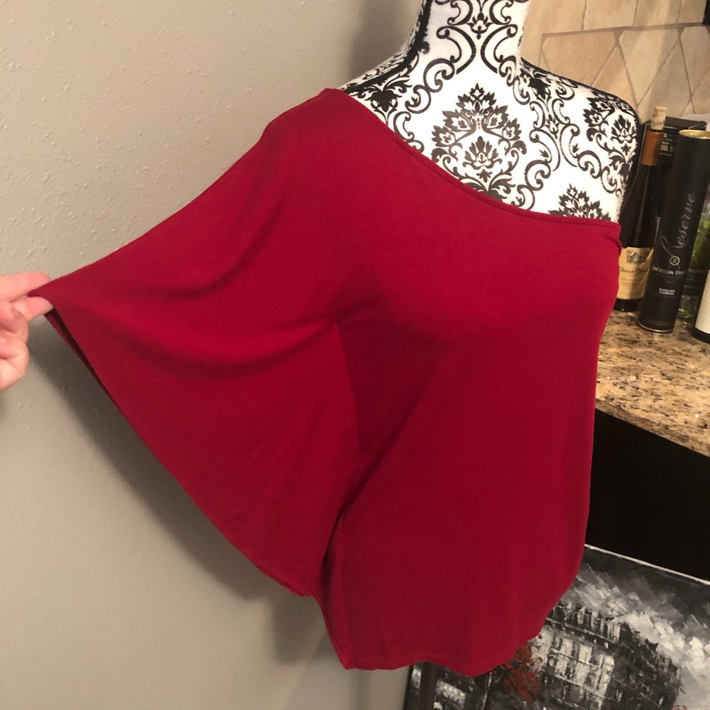 Lg Express Flutter One Shoulder Top - Picture 3 of 5
